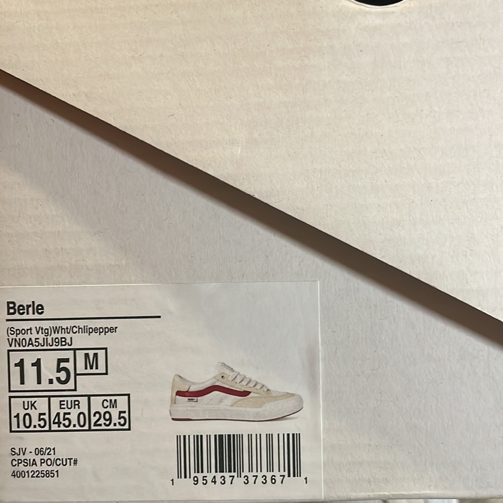 Vans - Picture 4 of 4